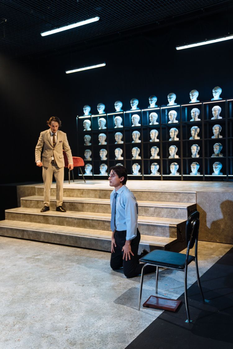 Production Electrician, Julius Caeser - Guildhall 2021 (Helen Murray Photography)